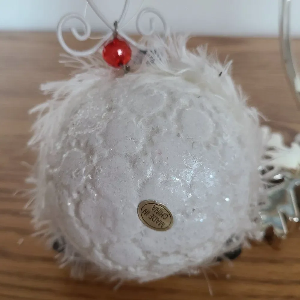 Set of Two Decoupage Old-Fashioned Christmas Ornaments Half Globe Vintage Look